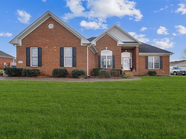 623 Wintergreen Court, Bowling Green, KY 42104