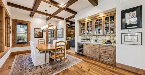 261 Redding Way, Carson City, NV 89705 Photo