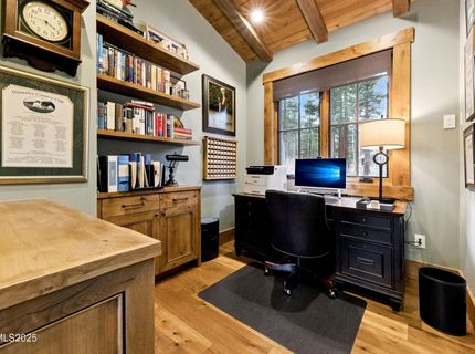 261 Redding Way, Carson City, NV 89705 Photo