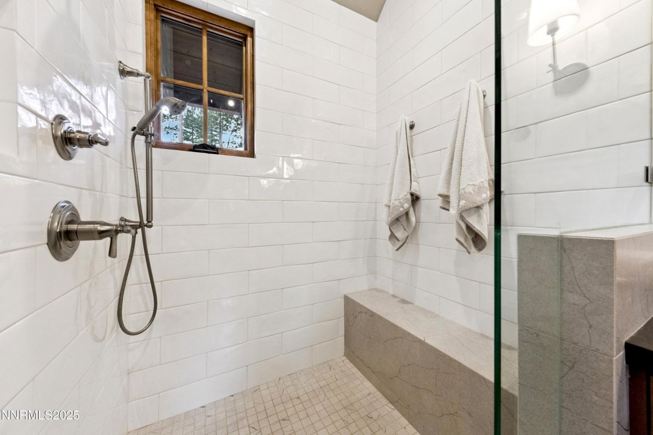 261 Redding Way, Carson City, NV 89705 Photo