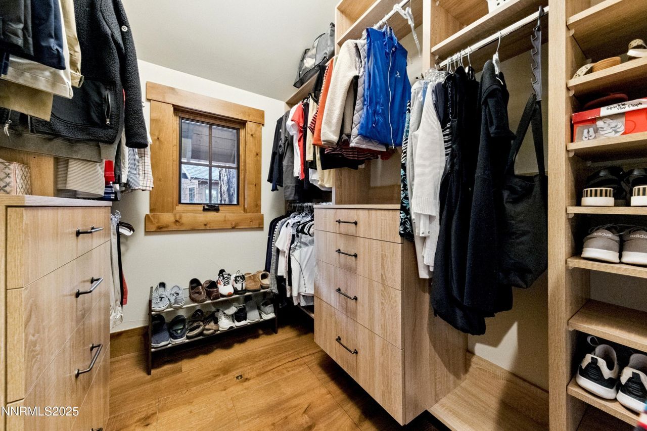 261 Redding Way, Carson City, NV 89705 Photo