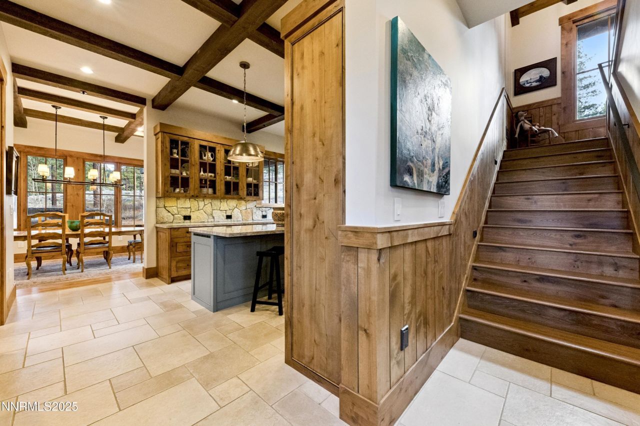 261 Redding Way, Carson City, NV 89705 Photo