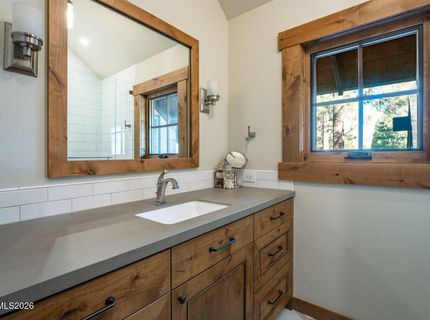 261 Redding Way, Carson City, NV 89705 Photo