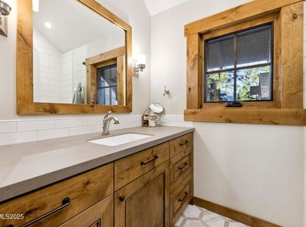 261 Redding Way, Carson City, NV 89705 Photo