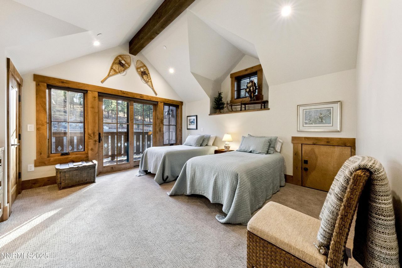 261 Redding Way, Carson City, NV 89705 Photo