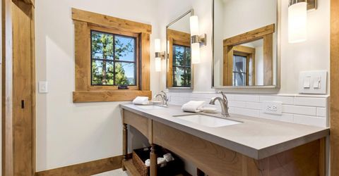 261 Redding Way, Carson City, NV 89705 Photo