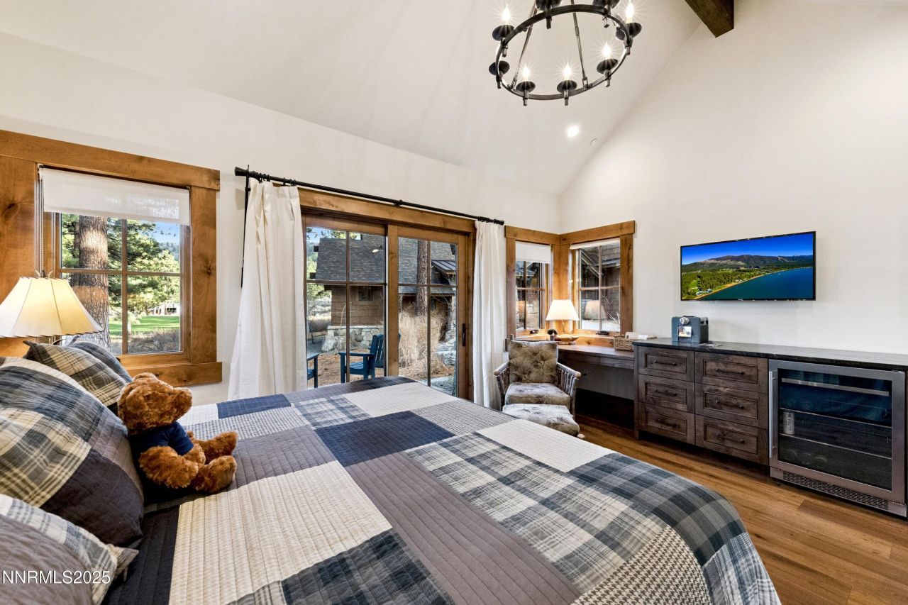 261 Redding Way, Carson City, NV 89705 Photo