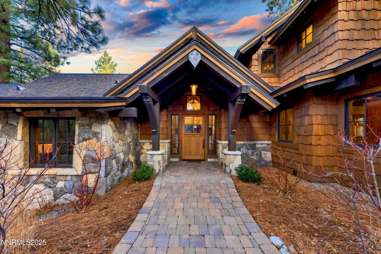 261 Redding Way, Carson City, NV 89705 Photo