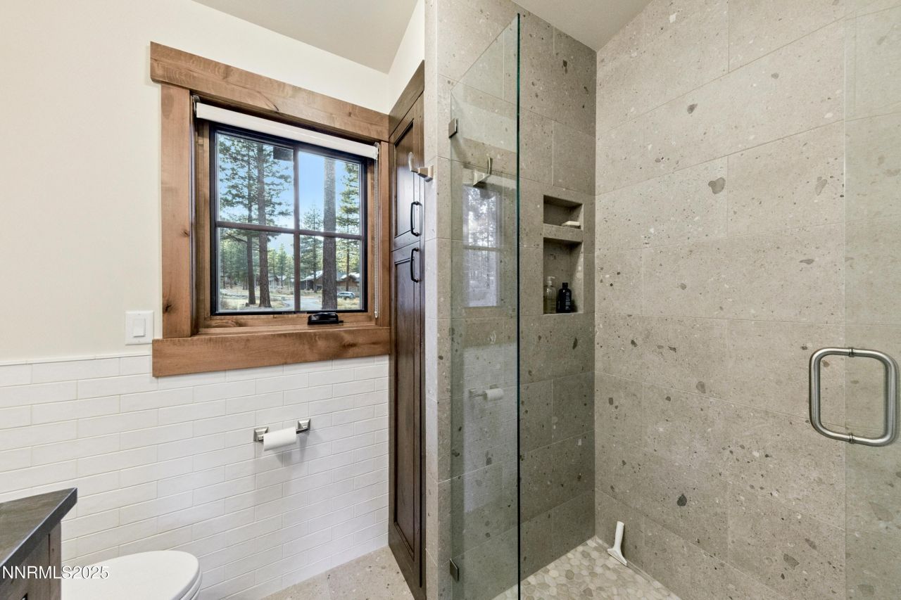 261 Redding Way, Carson City, NV 89705 Photo