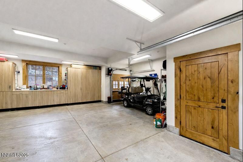 261 Redding Way, Carson City, NV 89705 Photo