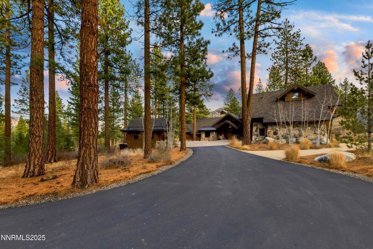 261 Redding Way, Carson City, NV 89705 Photo