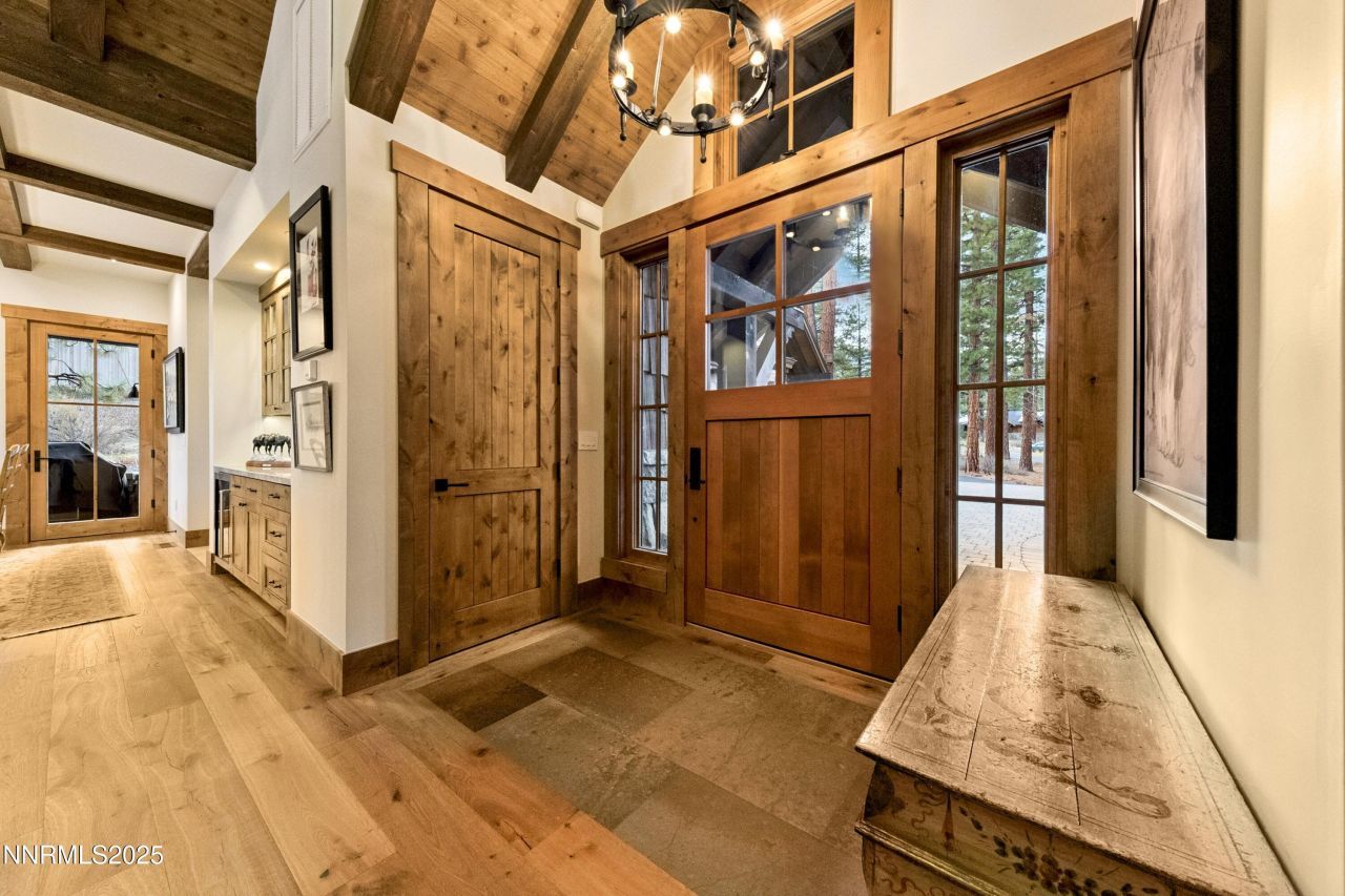 261 Redding Way, Carson City, NV 89705 Photo