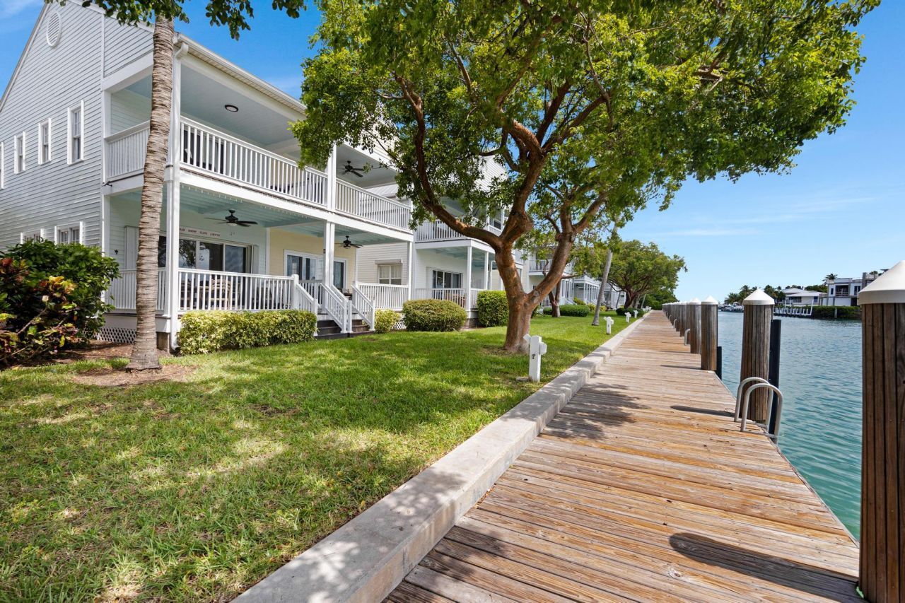 7075 Hawks Cay Boulevard, Duck, FL 33050 Photo