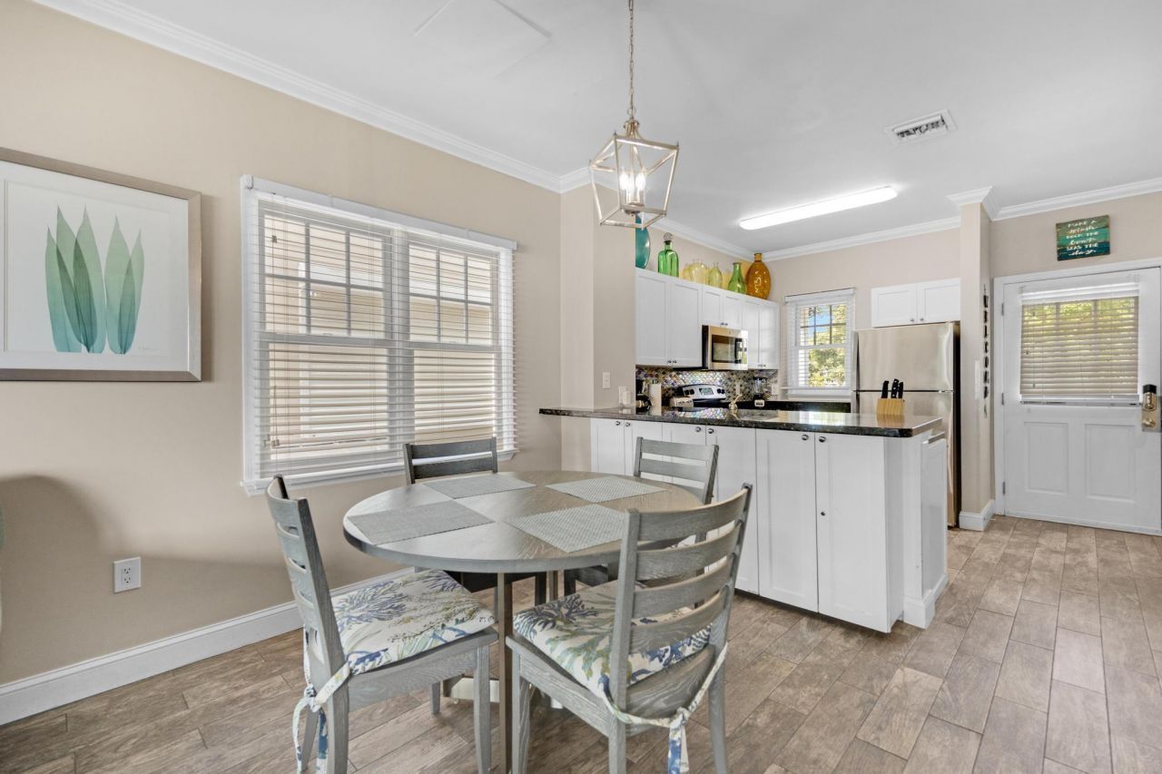 7075 Hawks Cay Boulevard, Duck, FL 33050 Photo