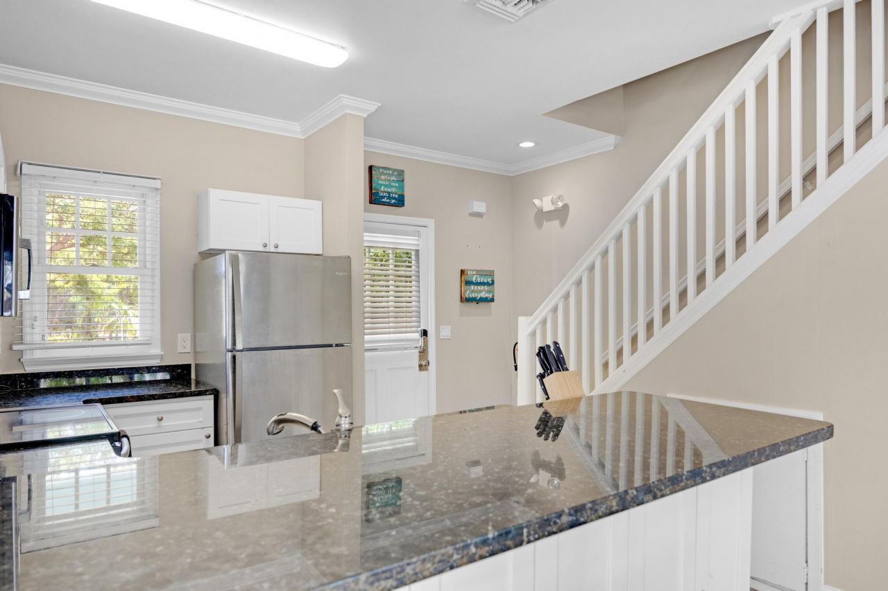 7075 Hawks Cay Boulevard, Duck, FL 33050 Photo