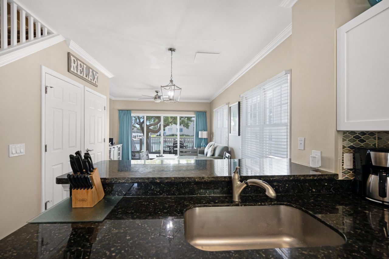 7075 Hawks Cay Boulevard, Duck, FL 33050 Photo