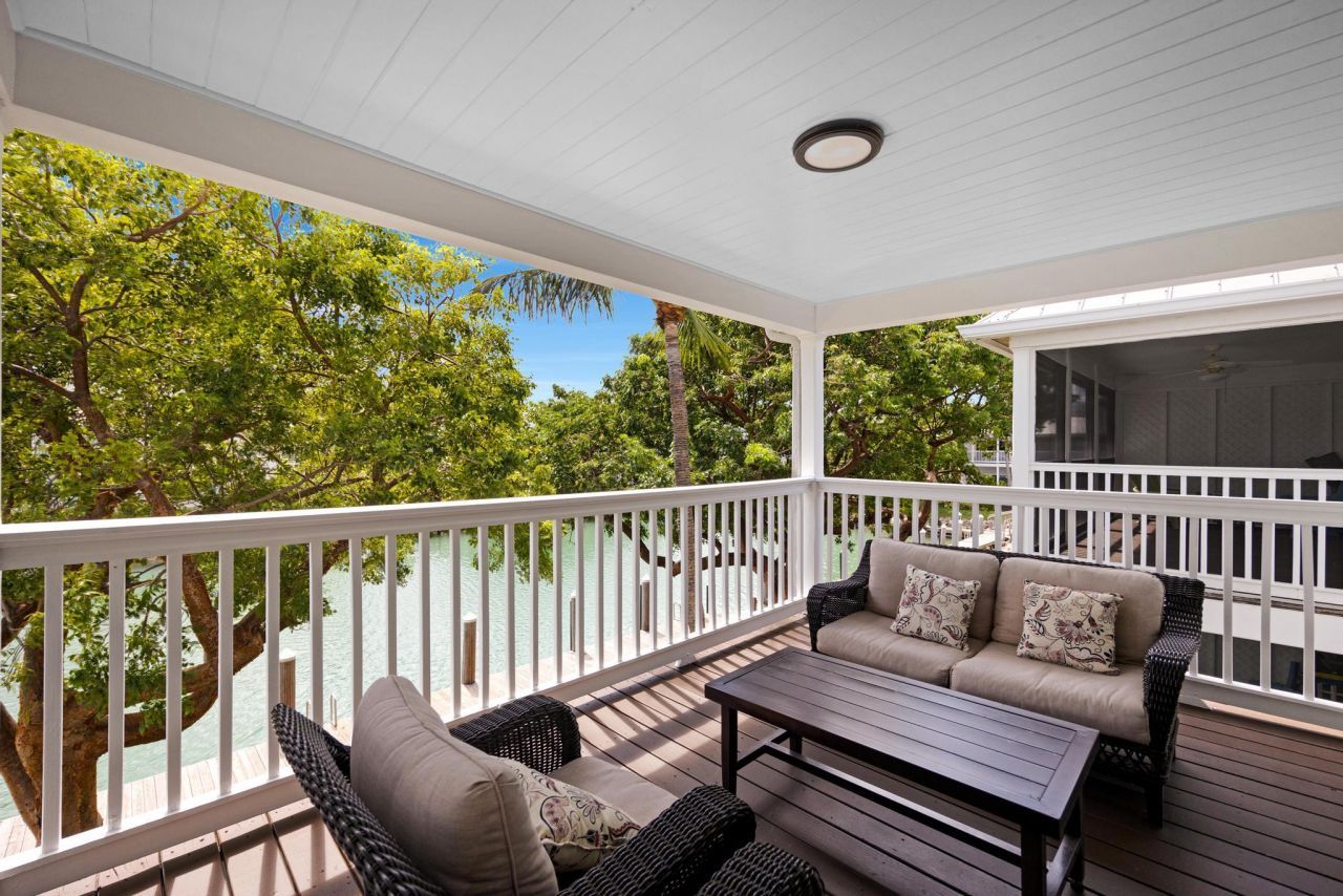 7075 Hawks Cay Boulevard, Duck, FL 33050 Photo