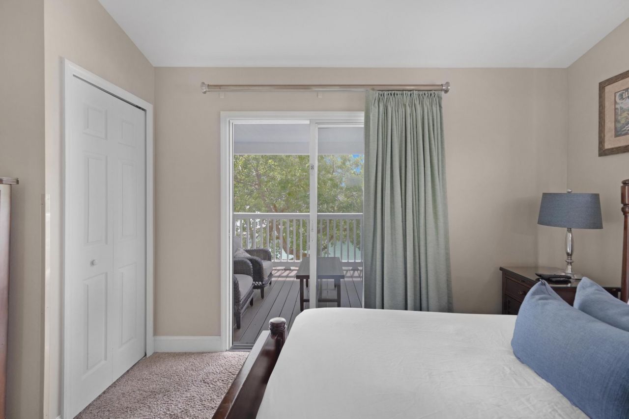 7075 Hawks Cay Boulevard, Duck, FL 33050 Photo