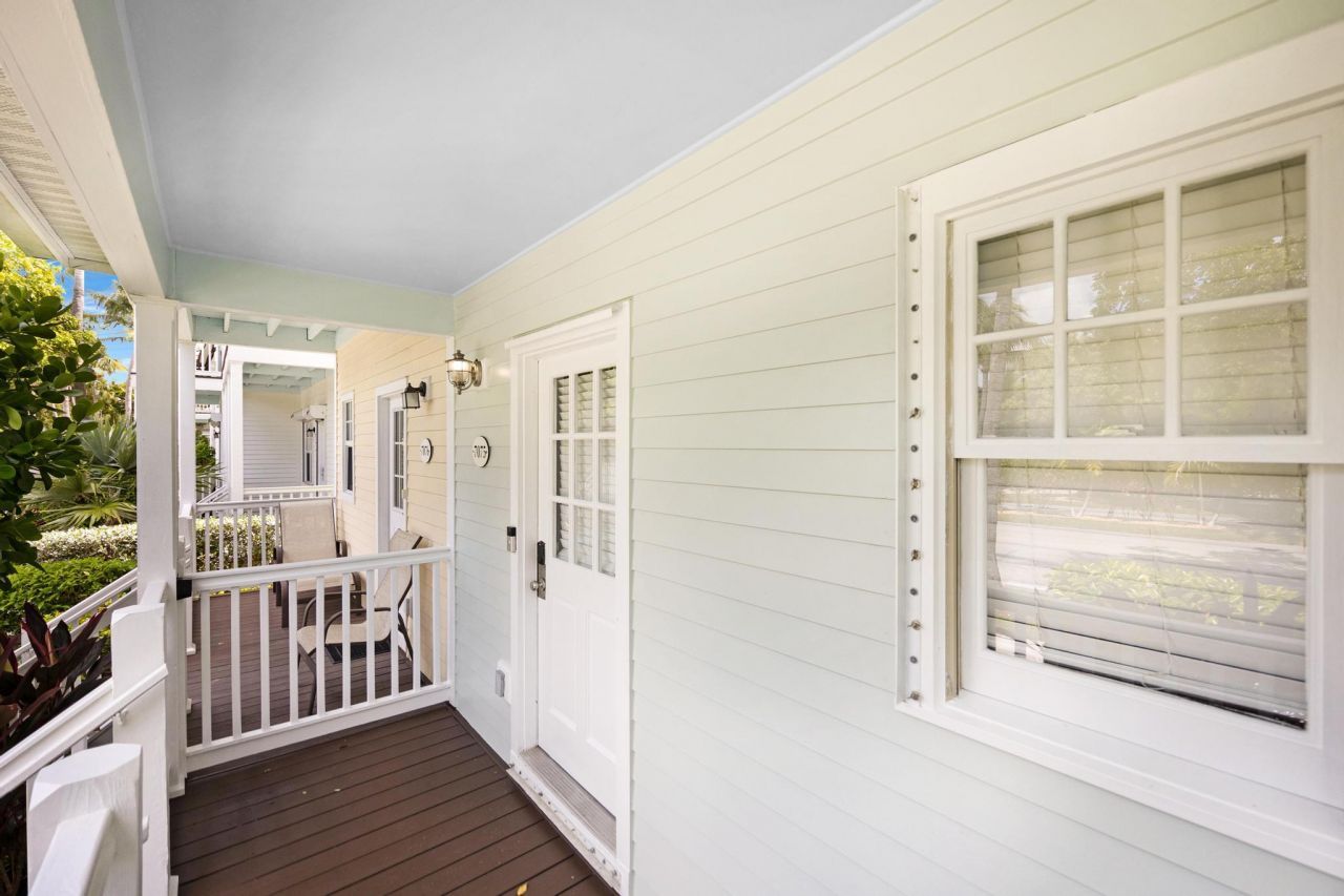 7075 Hawks Cay Boulevard, Duck, FL 33050 Photo