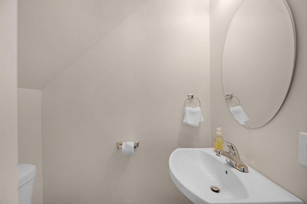 7075 Hawks Cay Boulevard, Duck, FL 33050 Photo