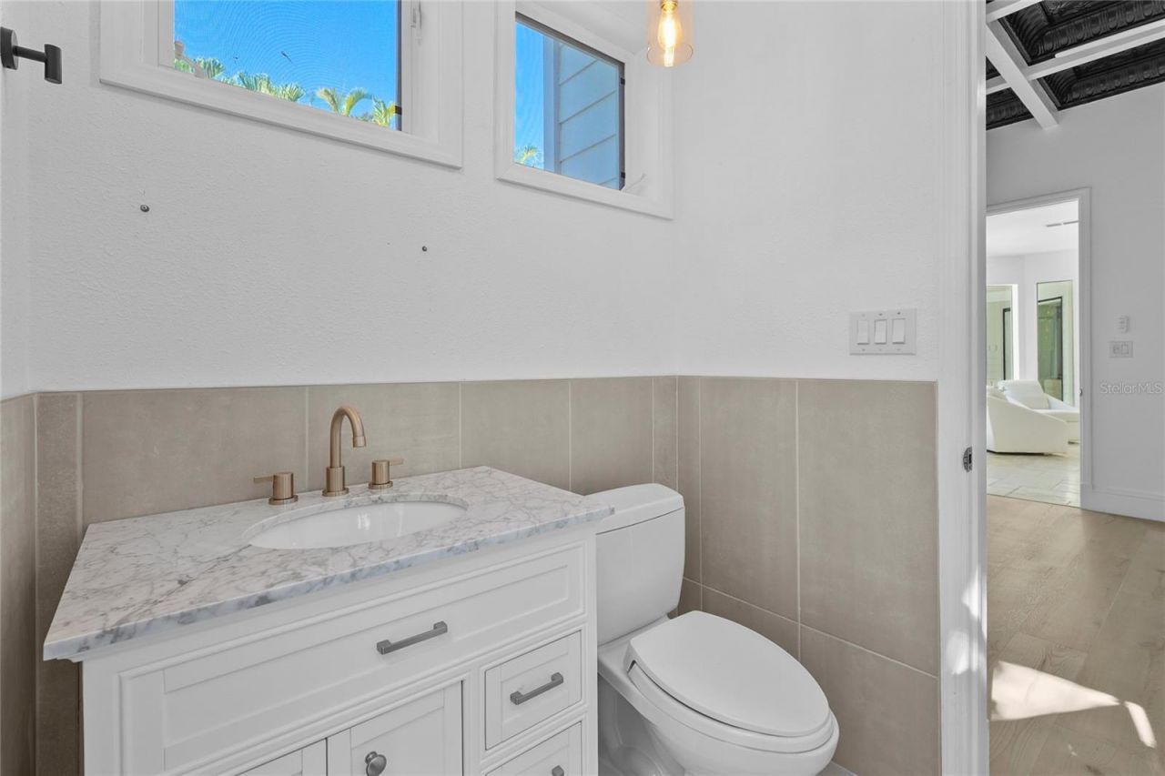 1826 Boyce Street, Sarasota, FL 34239 Photo