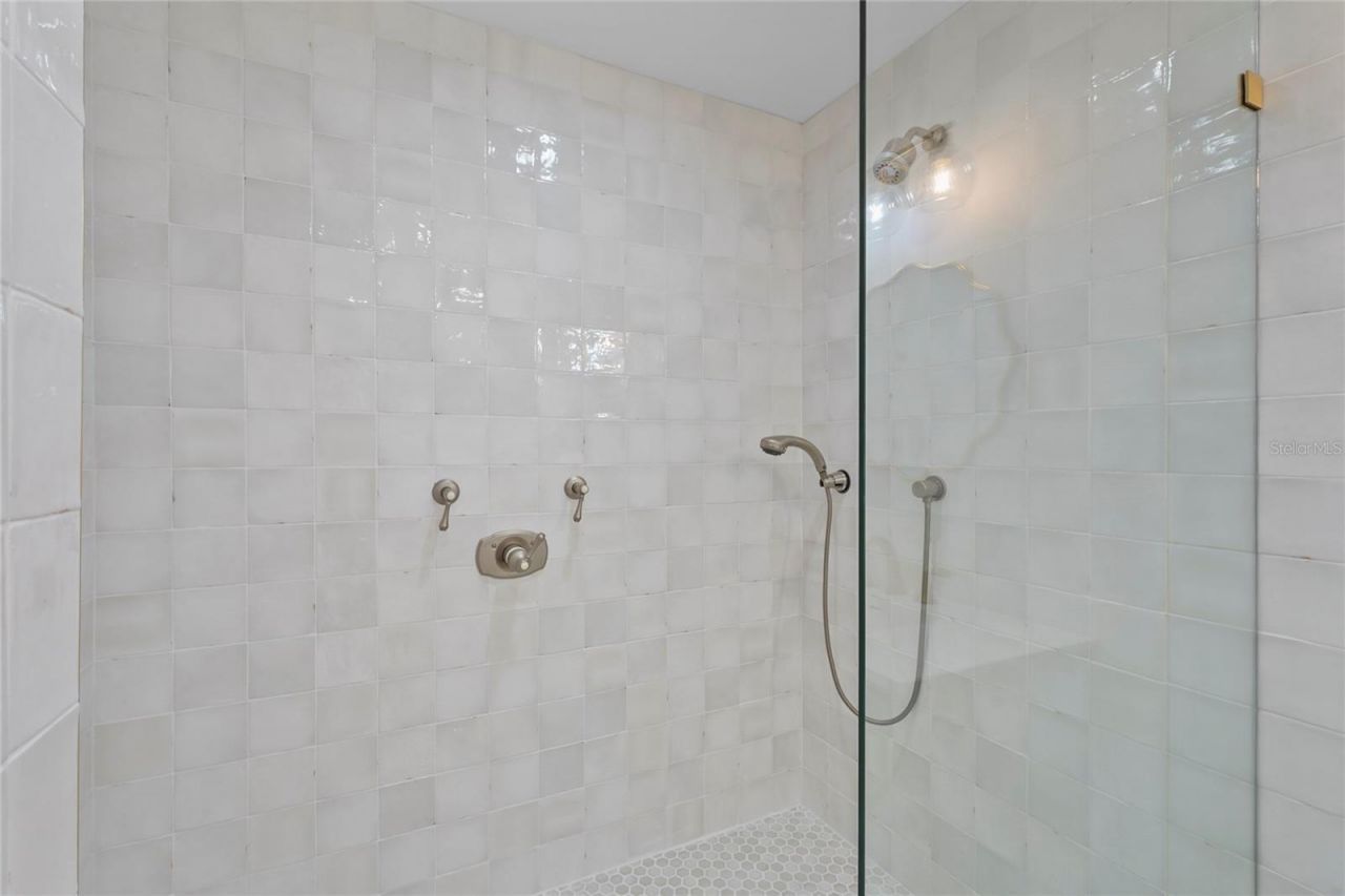 1826 Boyce Street, Sarasota, FL 34239 Photo