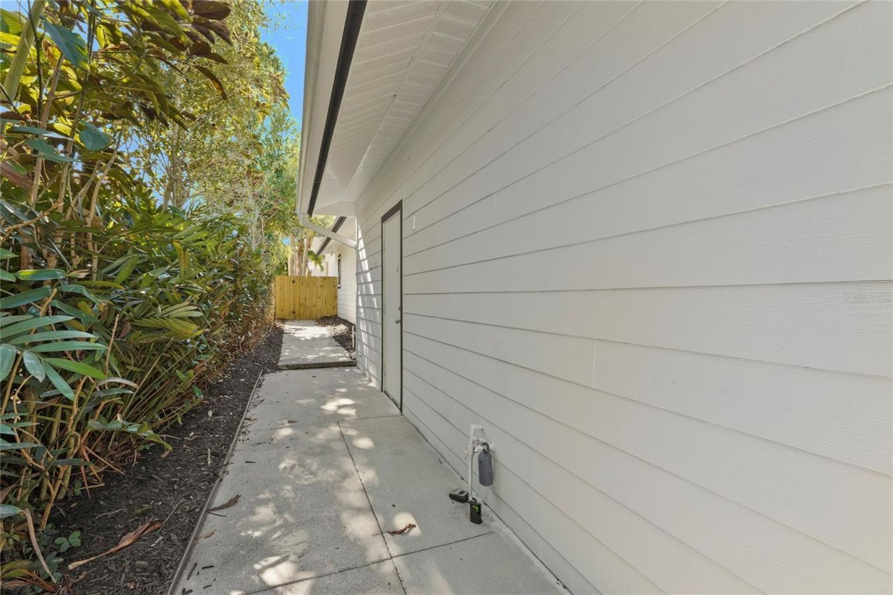 1826 Boyce Street, Sarasota, FL 34239 Photo