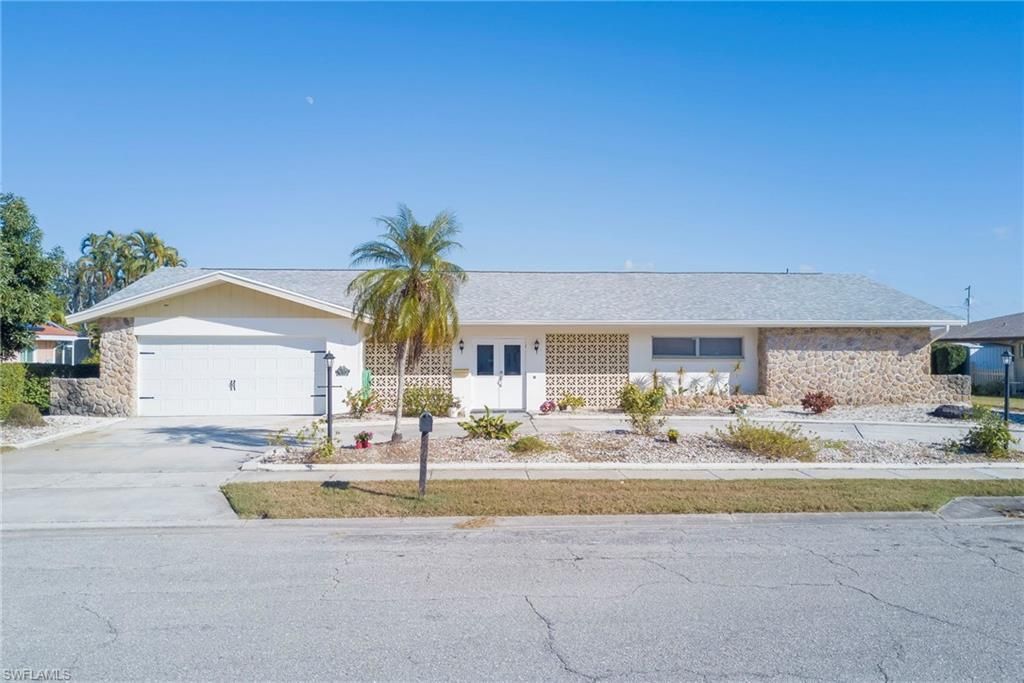 4556 Vinewood Cir, North Fort Myers, FL 33903 Photo