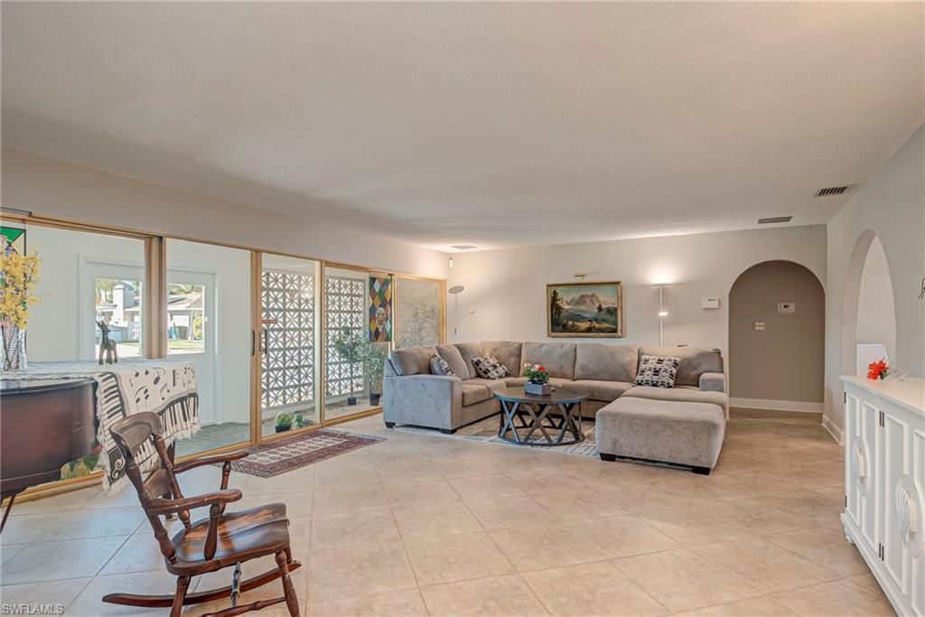 4556 Vinewood Cir, North Fort Myers, FL 33903 Photo