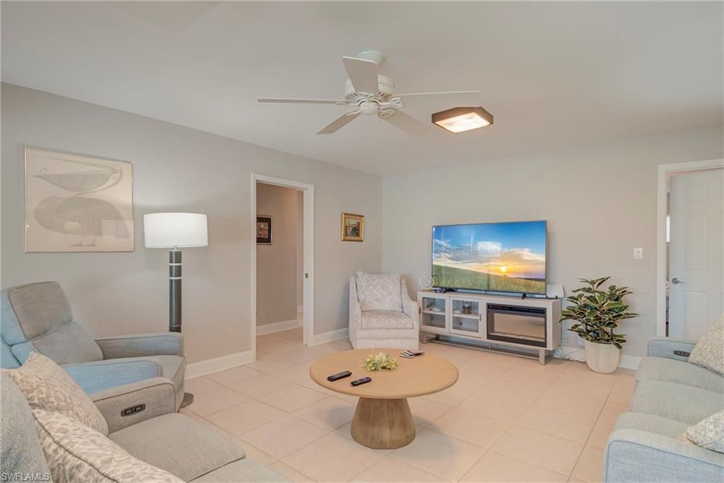 4556 Vinewood Cir, North Fort Myers, FL 33903 Photo