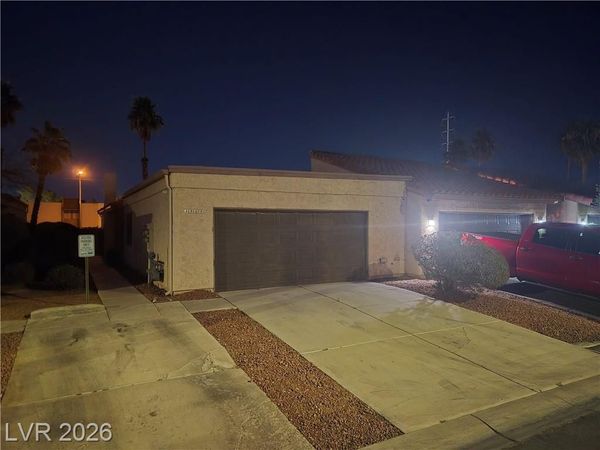 1868 Arbol Verde Way , Las Vegas, NV 89119