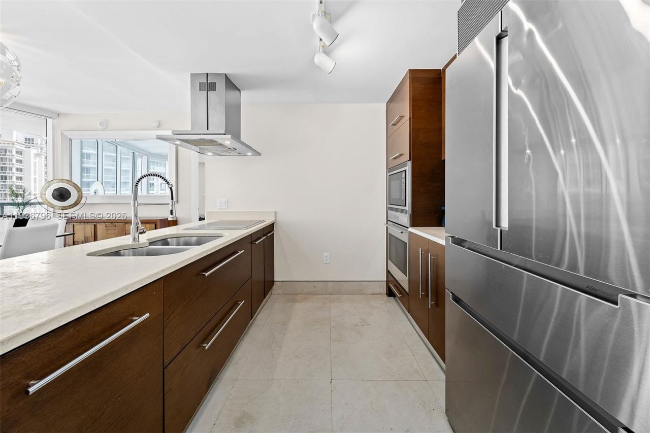 495 Brickell Ave, Unit 2904, Miami, FL 33131 Photo