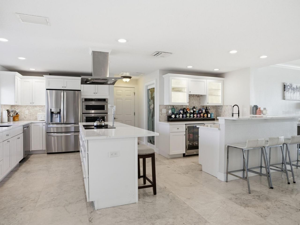 1028 79th Street S, Saint Petersburg, FL 33707 Photo