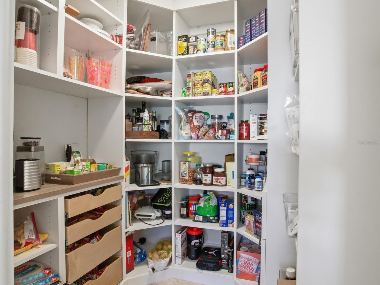 1028 79th Street S, Saint Petersburg, FL 33707 Photo