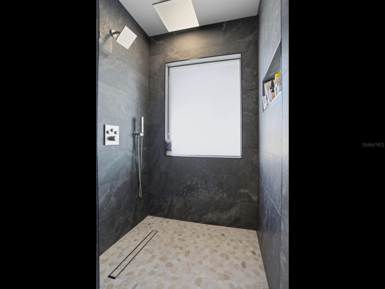 1028 79th Street S, Saint Petersburg, FL 33707 Photo