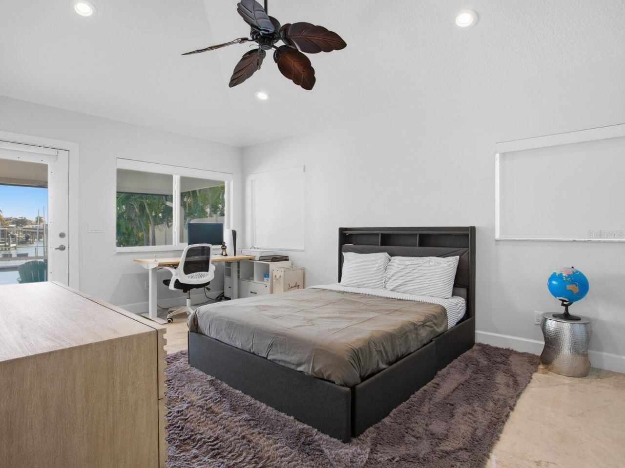 1028 79th Street S, Saint Petersburg, FL 33707 Photo