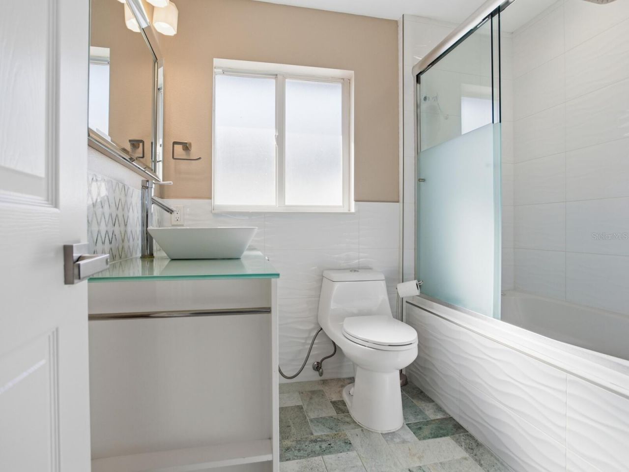 1028 79th Street S, Saint Petersburg, FL 33707 Photo