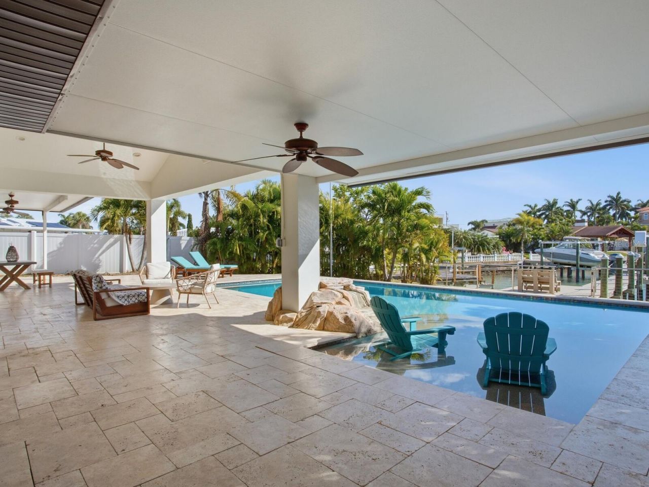 1028 79th Street S, Saint Petersburg, FL 33707 Photo