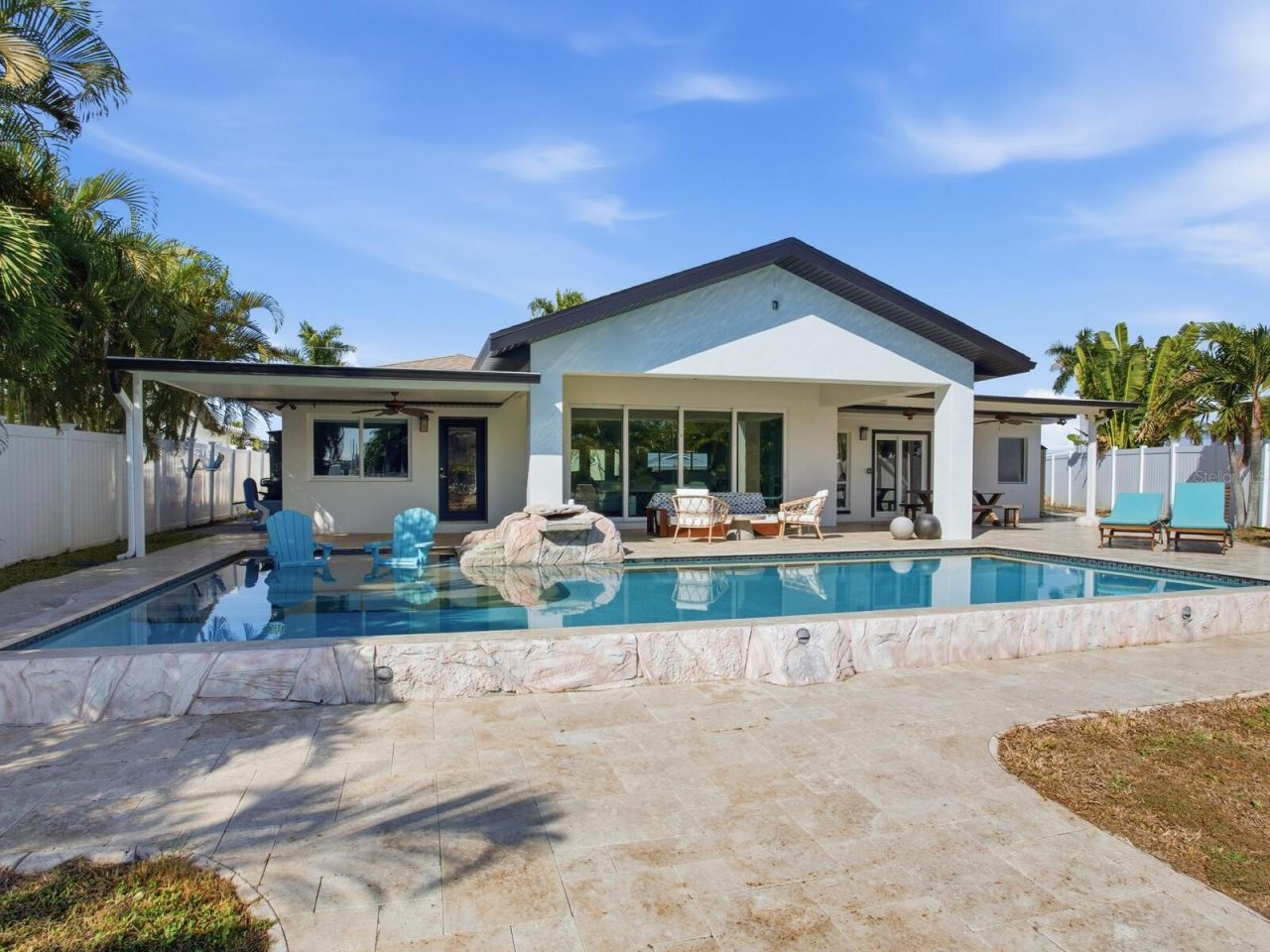 1028 79th Street S, Saint Petersburg, FL 33707 Photo