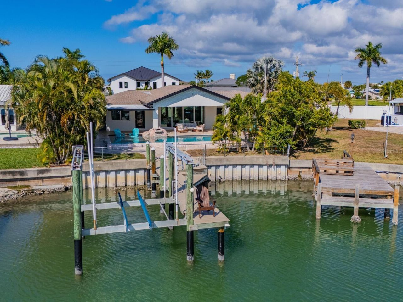 1028 79th Street S, Saint Petersburg, FL 33707 Photo