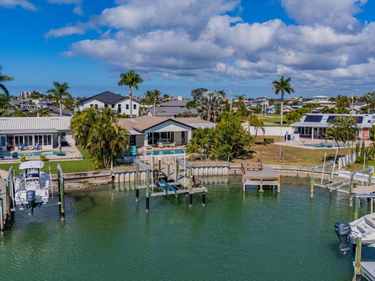 1028 79th Street S, Saint Petersburg, FL 33707 Photo