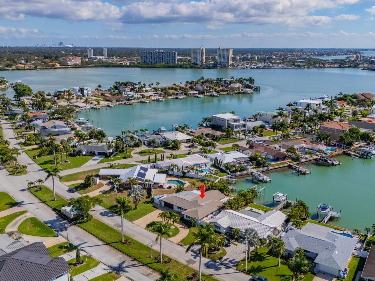 1028 79th Street S, Saint Petersburg, FL 33707 Photo