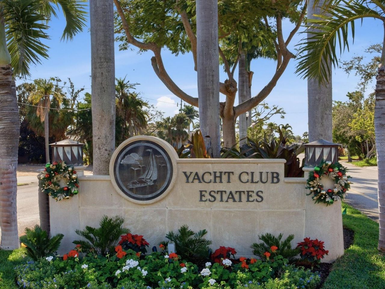 1028 79th Street S, Saint Petersburg, FL 33707 Photo