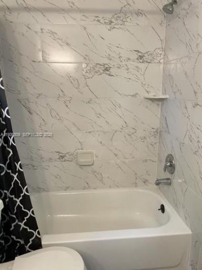 2930 NW 8th St, Unit 2, Fort Lauderdale, FL 33311 Photo