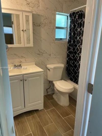 2930 NW 8th St, Unit 2, Fort Lauderdale, FL 33311 Photo