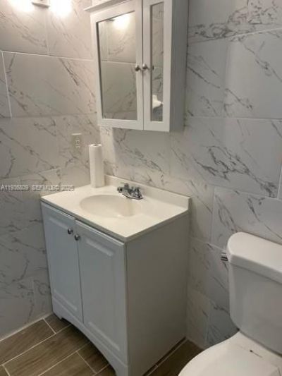 2930 NW 8th St, Unit 2, Fort Lauderdale, FL 33311 Photo