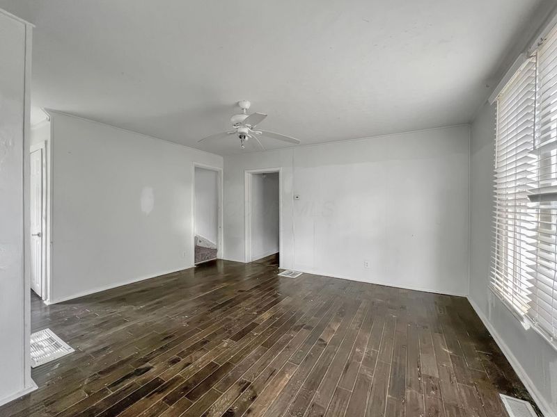 112 Oakwood Avenue, Newark, OH 43055 Photo 4