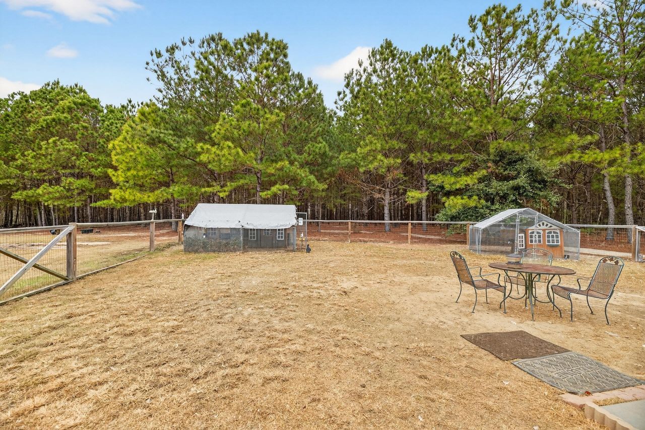 6797 M W Rickenbaker Road Photo 10