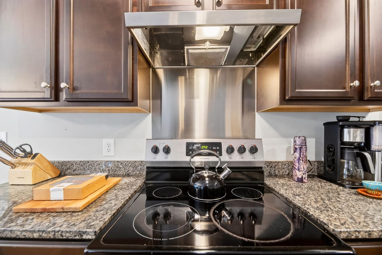 6797 M W Rickenbaker Road Photo 18