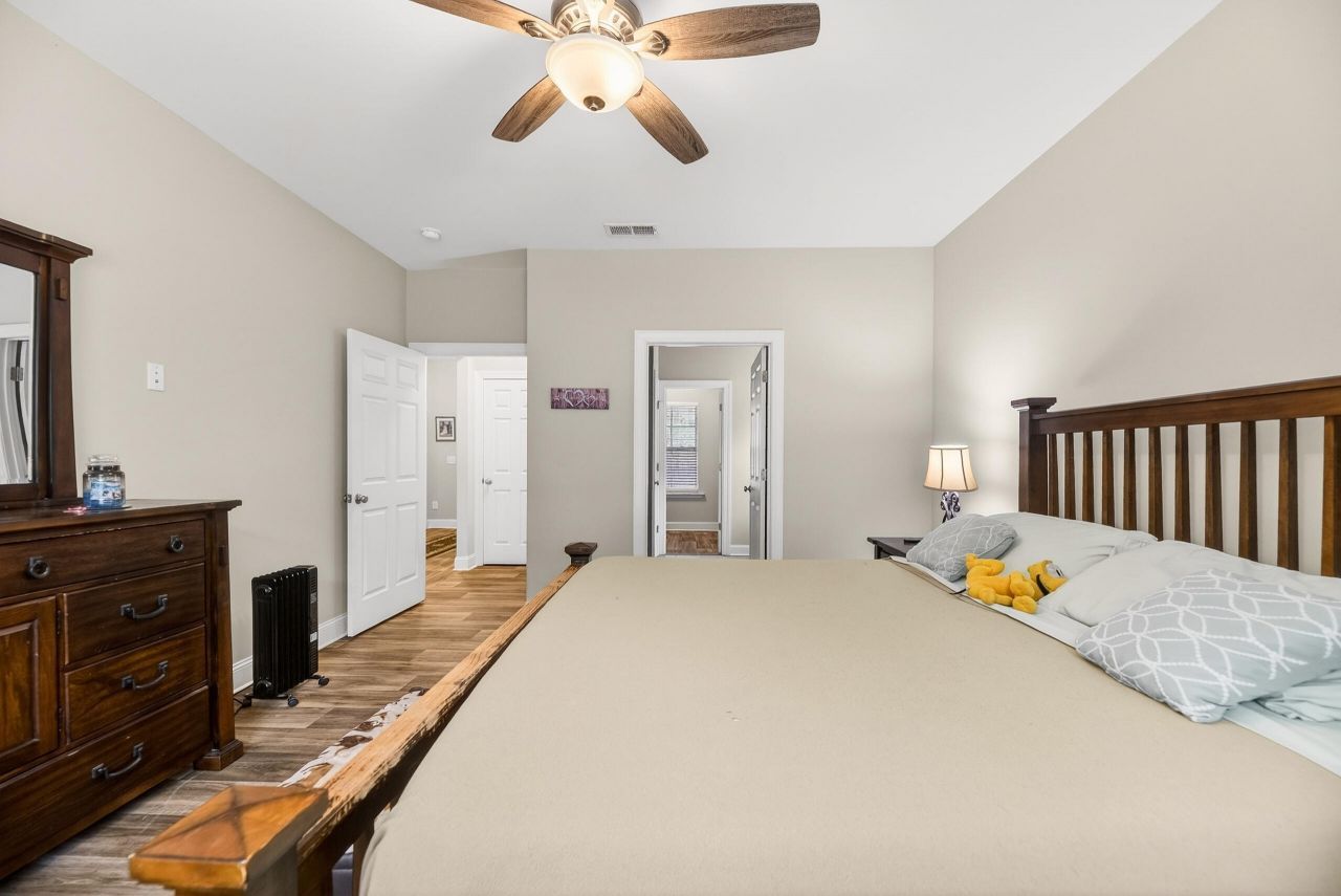 6797 M W Rickenbaker Road Photo 22